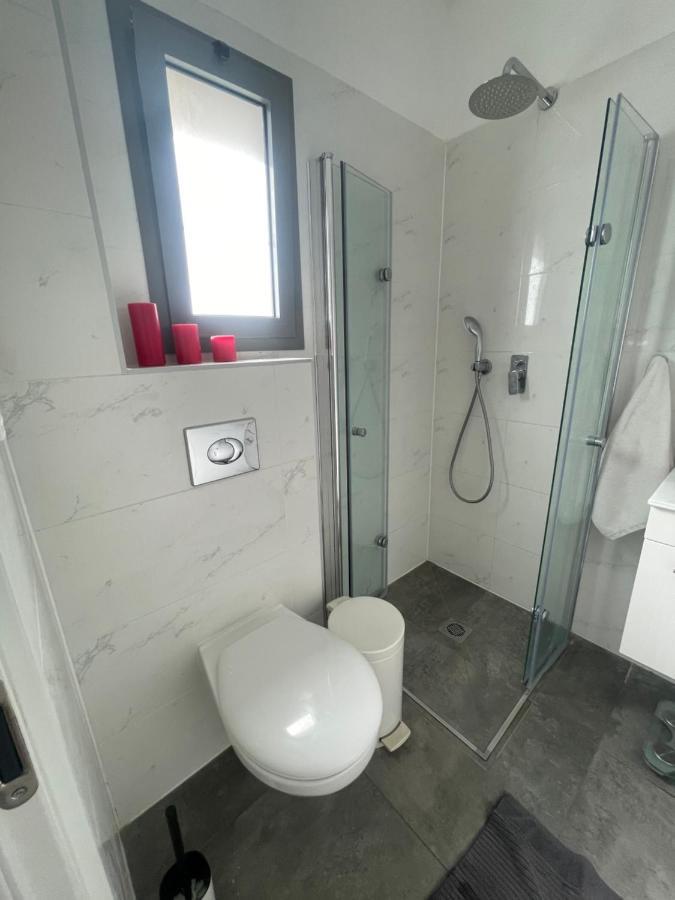 Sea & Fun Apartman Hadera Kültér fotó