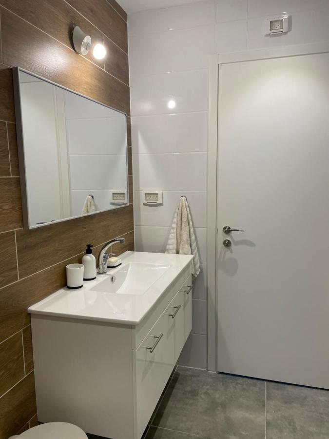 Sea & Fun Apartman Hadera Kültér fotó