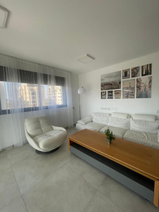 Sea & Fun Apartman Hadera Kültér fotó